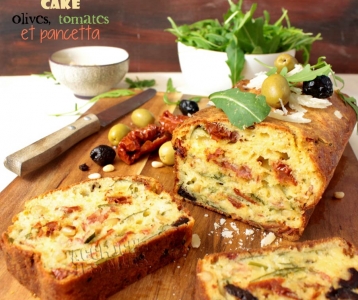 Cake olives, tomates et pancetta {recette facile}