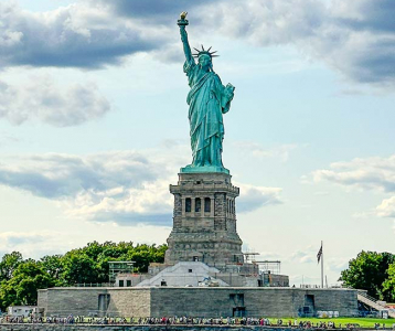 Visiter la Statue de la Liberté : conseils et tout ce qu’il faut savoir avant de réserver !